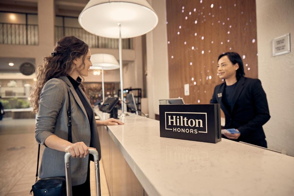 Embassy Suites By Hilton Los Angeles Downey Exteriér fotografie