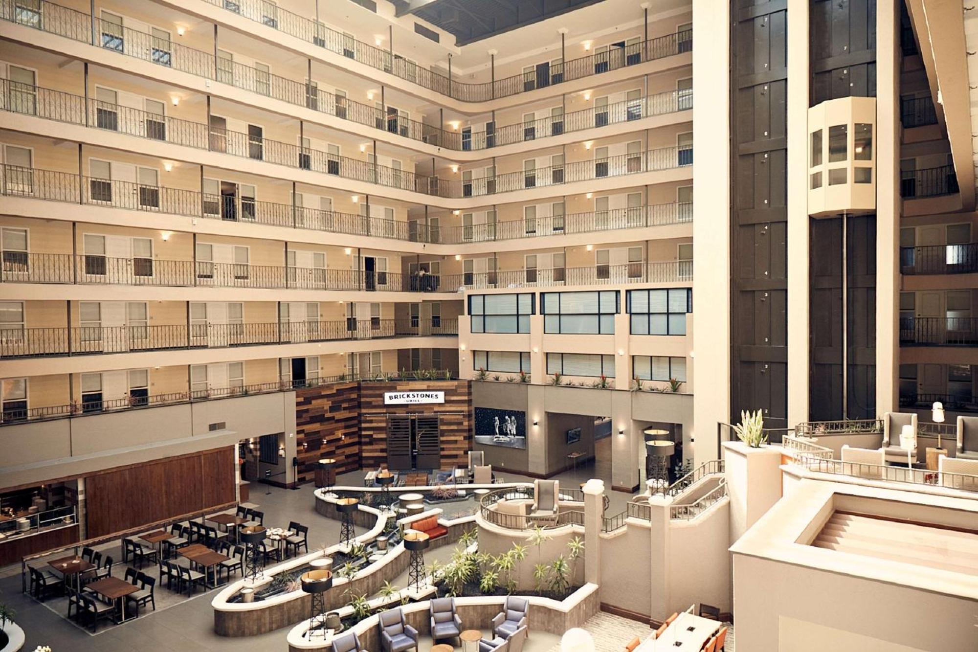 Embassy Suites By Hilton Los Angeles Downey Exteriér fotografie